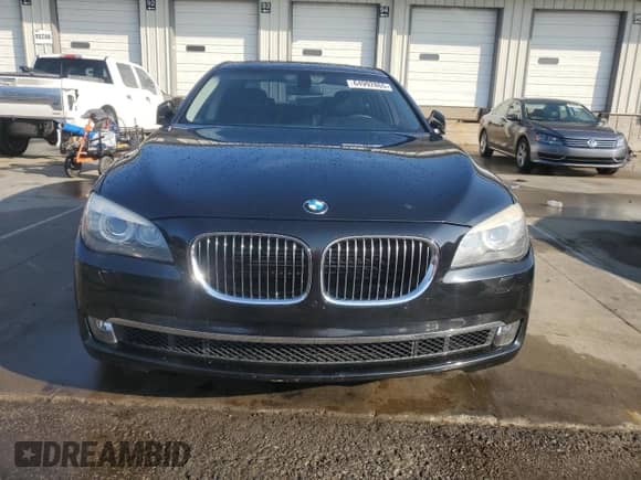 2012 BMW 7 Series 750i xDrive with VIN WBAKC6C53CC397102, listed as a Copart auction lot 64992865 with 101,566 mi miles and Clean title. Bid and sale history available at DreamBid. Image 5.