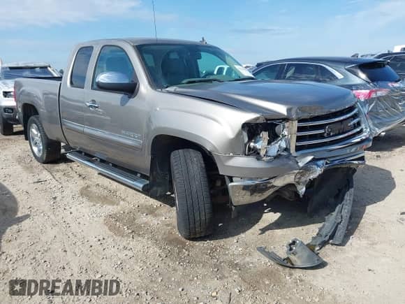 2013 GMC Sierra 1500 SLE z VIN 1GTR1VE08DZ365005, wystawiony jako IAAI lot #42213848 z przebiegiem 78 106 mil mil oraz . Historia ofert i sprzedaży dostępna na DreamBid. Obrazek 1.