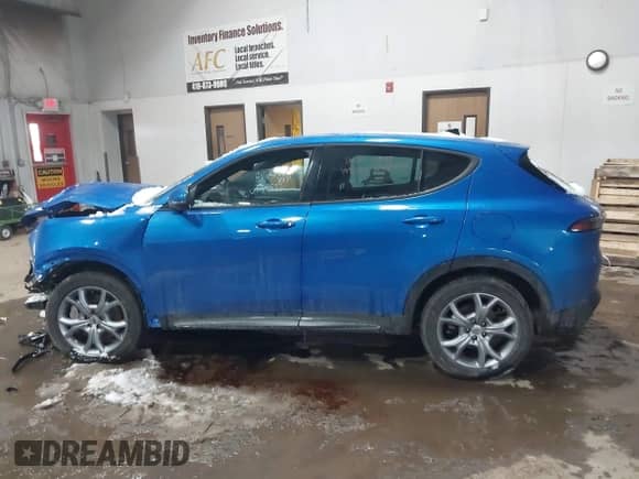 2024 Dodge Hornet R/T z VIN ZACPDFCW9R3A15083, wystawiony jako IAAI lot #41595221 z przebiegiem 16 119 mil mil oraz . Historia ofert i sprzedaży dostępna na DreamBid. Obrazek 13.