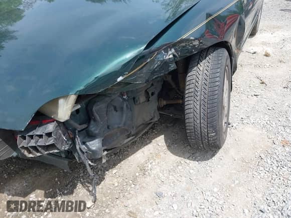2002 Chevrolet Cavalier with VIN 1G1JC524727267809, listed as a IAAI auction lot 42213135 with 150,293 mi miles and . Bid and sale history available at DreamBid. Image 18.
