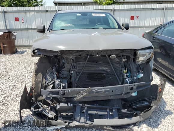 2022 Dodge Durango SXT with VIN 1C4RDJAG1NC108727, listed as a Copart auction lot 57799365 with 84,976 mi miles and Salvage title. Bid and sale history available at DreamBid. Image 5.