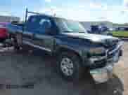 2005 GMC Sierra 1500 SLE с VIN 1GTEC19VX5Z124944, выставлен на аукционе IAAI как лот 43279048 с пробегом 255 226 миль миль и . История ставок и продаж доступна на DreamBid. Изображение 1.