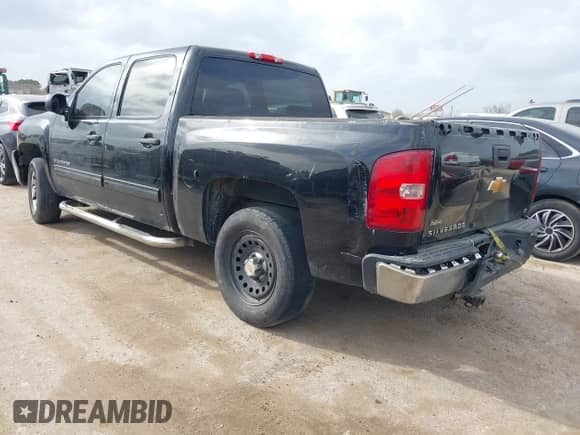 2012 Chevrolet Silverado 1500 LS z VIN 3GCPCREA7CG105775, wystawiony jako IAAI lot #41752232 z przebiegiem 271 970 mil mil oraz . Historia ofert i sprzedaży dostępna na DreamBid. Obrazek 3.
