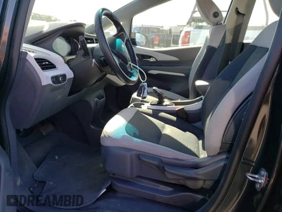 2020 Chevrolet Bolt EV LT z VIN 1G1FY6S04L4149228, wystawiony jako Copart lot #69999603 z przebiegiem 35 678 mil mil oraz . Historia ofert i sprzedaży dostępna na DreamBid. Obrazek 7.