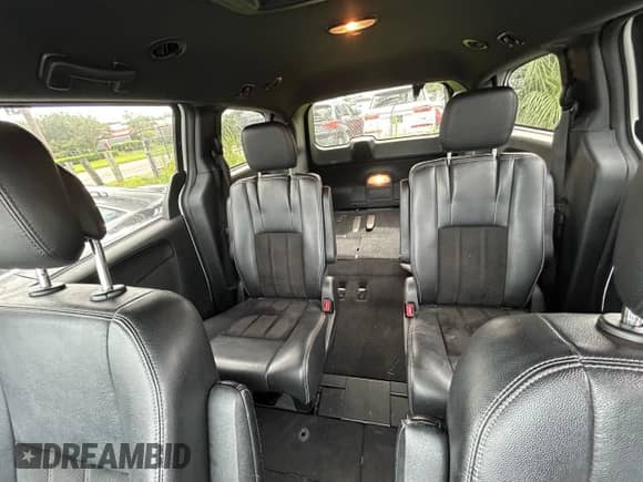 2014 Dodge Grand Caravan SXT с VIN 2C4RDGCG6ER412434, выставлен на аукционе Copart как лот 86316495 с пробегом 144 803 миль миль и Чистый • Clean title. История ставок и продаж доступна на DreamBid. Изображение 15.