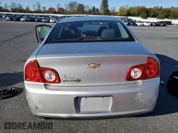 2011 Chevrolet Malibu 1LT with VIN 1G1ZC5E1XBF120085, listed as a Copart auction lot 89480215 with 90,042 mi miles and Salvage title. Bid and sale history available at DreamBid. Image 6.