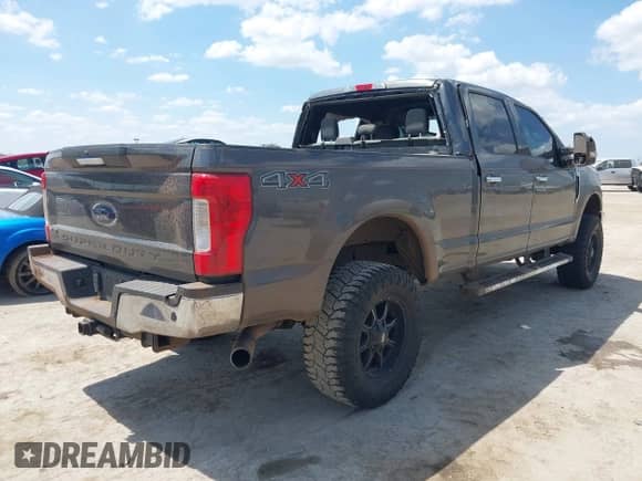2019 Ford F-250 XL с VIN 1FT7W2B66KED82616, выставлен на аукционе IAAI как лот 43199480 с пробегом 149 292 миль миль и . История ставок и продаж доступна на DreamBid. Изображение 4.