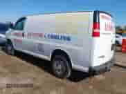 2013 Chevrolet Express Cargo z VIN 1GCWGFCA9D1190510, wystawiony jako IAAI lot #43103295 z przebiegiem 197 185 mil mil oraz . Historia ofert i sprzedaży dostępna na DreamBid. Obrazek 3.