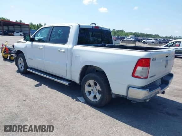 2020 Ram 1500 Lone Star z VIN 1C6RREFT5LN337869, wystawiony jako IAAI lot #42461522 z przebiegiem 148 064 mil mil oraz . Historia ofert i sprzedaży dostępna na DreamBid. Obrazek 3.