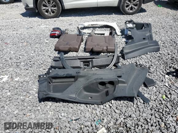 2023 Honda Pilot Elite with VIN 5FNYG1H81PB009610, listed as a Copart auction lot 71729585 with 55,144 mi miles and Salvage title. Bid and sale history available at DreamBid. Image 13.