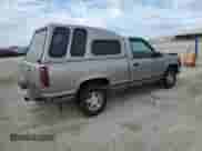 1998 GMC Sierra 1500 z VIN 1GTEC14W0WZ526005, wystawiony jako Copart lot #86539824 z przebiegiem 206 094 mil mil oraz Czysty tytuł • Clean title. Historia ofert i sprzedaży dostępna na DreamBid. Obrazek 3.