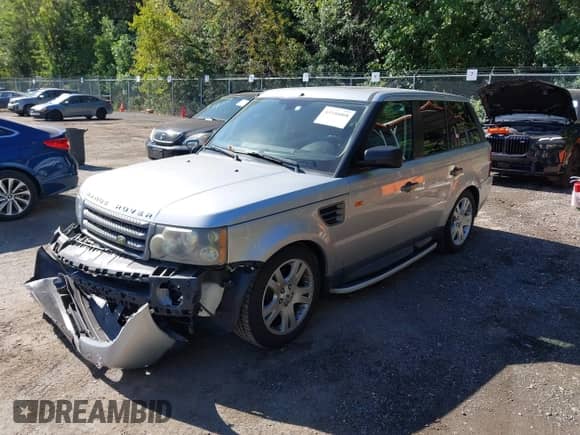 2008 Land Rover Range Rover Sport HSE with VIN SALSK25478A133606, listed as a IAAI auction lot 43346068 with 141,691 mi miles and . Bid and sale history available at DreamBid. Image 17.