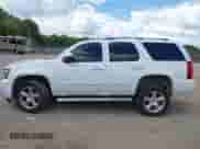 2013 Chevrolet Tahoe LT с VIN 1GNSKBE05DR354421, выставлен на аукционе IAAI как лот 42935990 с пробегом 145 514 миль миль и . История ставок и продаж доступна на DreamBid. Изображение 14.
