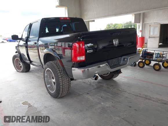 2012 Ram 1500 Laramie z VIN 1C6RD6NT2CS199165, wystawiony jako IAAI lot #43240860 z przebiegiem 174 464 mil mil oraz . Historia ofert i sprzedaży dostępna na DreamBid. Obrazek 3.