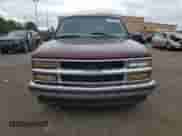 1999 Chevrolet Suburban с VIN 3GNEC16R9XG186868, выставлен на аукционе Copart как лот 67145805 с пробегом 296 144 миль миль и Списание • Salvage title. История ставок и продаж доступна на DreamBid. Изображение 5.