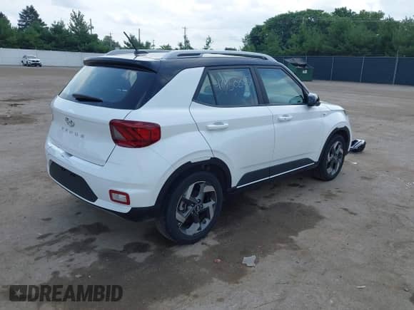 2024 Hyundai Venue Limited с VIN KMHRC8A34RU305640, выставлен на аукционе IAAI как лот 42950807 с пробегом 8 158 миль миль и . История ставок и продаж доступна на DreamBid. Изображение 4.