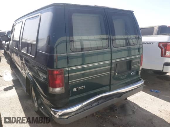 1999 Ford Econoline Cargo z VIN 1FDRE14W5XHC18732, wystawiony jako Copart lot #53006945 z przebiegiem 300 748 mil mil oraz Nie do naprawy • Non repairable. Historia ofert i sprzedaży dostępna na DreamBid. Obrazek 6.