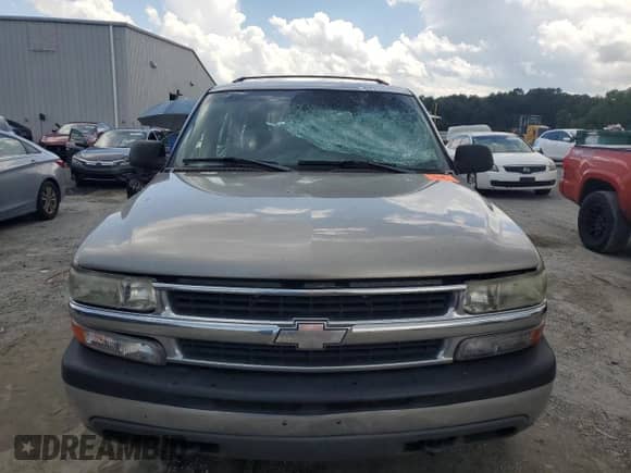 2001 Chevrolet Suburban LT с VIN 3GNGC26U01G277358, выставлен на аукционе Copart как лот 67711355 с пробегом 270 571 миль миль и Списание • Salvage title. История ставок и продаж доступна на DreamBid. Изображение 5.