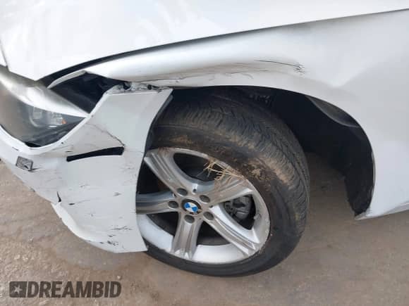 2013 BMW 3 Series 328i xDrive с VIN WBA3B3C50DF541825, выставлен на аукционе IAAI как лот 43031395 с пробегом 148 329 миль миль и . История ставок и продаж доступна на DreamBid. Изображение 12.