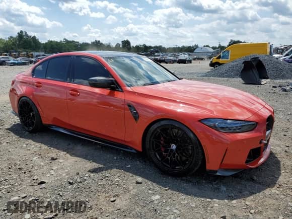 2022 BMW M3 Competition z VIN WBS33AY07NFN05898, wystawiony jako Copart lot #65404045 z przebiegiem Nie podano mil oraz Szkoda całkowita • Salvage title. Historia ofert i sprzedaży dostępna na DreamBid. Obrazek 4.