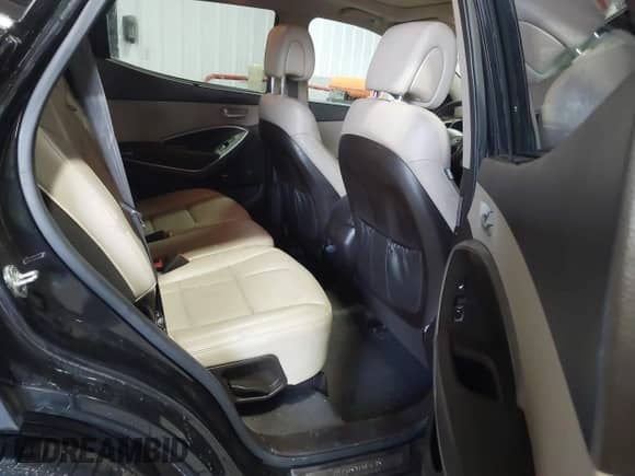 2016 Hyundai Santa Fe z VIN 5XYZWDLA0GG327763, wystawiony jako IAAI lot #41388278 z przebiegiem 113 238 mil mil oraz . Historia ofert i sprzedaży dostępna na DreamBid. Obrazek 8.