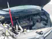 2005 Toyota Sienna XLE z VIN 5TDZA22C05S370201, wystawiony jako IAAI lot #42482161 z przebiegiem 359 646 mil mil oraz . Historia ofert i sprzedaży dostępna na DreamBid. Obrazek 10.