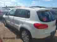 2014 Volkswagen Tiguan S с VIN WVGBV3AX3EW579136, выставлен на аукционе IAAI как лот 43344861 с пробегом 103 080 миль миль и . История ставок и продаж доступна на DreamBid. Изображение 3.