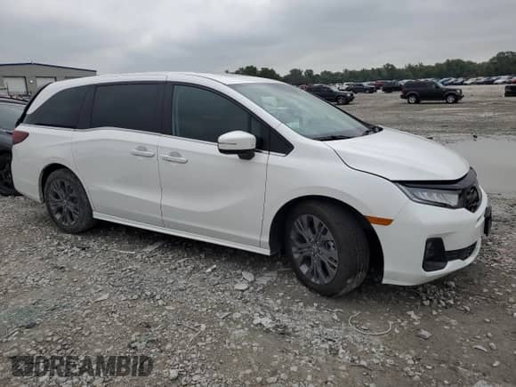 2025 Honda Odyssey Touring z VIN 5FNRL6H83SB036619, wystawiony jako Copart lot #81611685 z przebiegiem Nie podano mil oraz Szkoda całkowita • Salvage title. Historia ofert i sprzedaży dostępna na DreamBid. Obrazek 4.