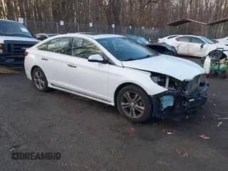 2018 Hyundai Sonata Limited с VIN 5NPE34AF3JH727810, выставлен на аукционе IAAI как лот 41145467 с пробегом 77 711 миль миль и . История ставок и продаж доступна на DreamBid. Изображение 1.