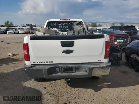 2009 Chevrolet Silverado 2500HD с VIN 1GCHK49609E157054, выставлен на аукционе Copart как лот 74556264 с пробегом 114 949 миль миль и Списание • Salvage title. История ставок и продаж доступна на DreamBid. Изображение 6.