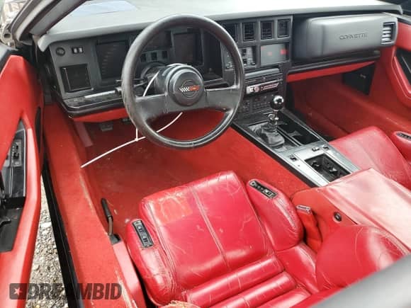 1989 Chevrolet Corvette с VIN 1G1YY2181K5119511, выставлен на аукционе Copart как лот 73351894 с пробегом 85 425 миль миль и Списание • Salvage title. История ставок и продаж доступна на DreamBid. Изображение 8.