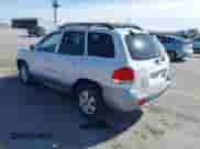 2005 Hyundai Santa Fe GLS z VIN KM8SC13E05U984159, wystawiony jako IAAI lot #41708422 z przebiegiem 45 485 mil mil oraz . Historia ofert i sprzedaży dostępna na DreamBid. Obrazek 3.