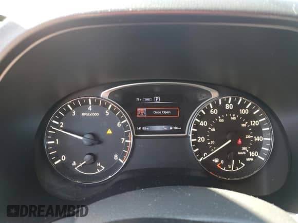 2017 Nissan Pathfinder S with VIN 5N1DR2MM3HC672902, listed as a Copart auction lot 90045745 with 141,165 mi miles and Salvage title. Bid and sale history available at DreamBid. Image 9.