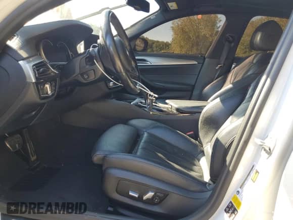 2017 BMW 5 Series 530i xDrive с VIN WBAJA7C3XHG905670, выставлен на аукционе Copart как лот 71275735 с пробегом 61 123 миль миль и Списание • Salvage title. История ставок и продаж доступна на DreamBid. Изображение 7.