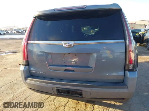 2016 Cadillac Escalade Premium Collection с VIN 1GYS4CKJ5GR382840, выставлен на аукционе IAAI как лот 41824950 с пробегом 235 931 миль миль и . История ставок и продаж доступна на DreamBid. Изображение 17.