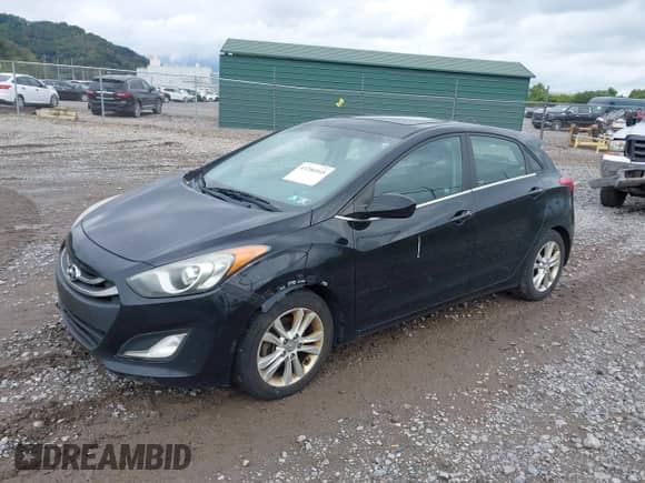 2013 Hyundai Elantra с VIN KMHD35LE5DU081763, выставлен на аукционе IAAI как лот 43286945 с пробегом 175 830 миль миль и . История ставок и продаж доступна на DreamBid. Изображение 2.