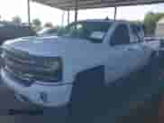 2017 Chevrolet Silverado 1500 LTZ z VIN 3GCUKSECXHG474877, wystawiony jako IAAI lot #41969426 z przebiegiem 119 315 mil mil oraz . Historia ofert i sprzedaży dostępna na DreamBid. Obrazek 2.