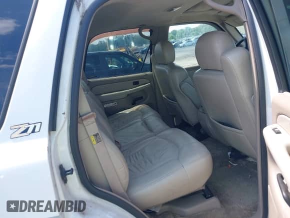 2002 Chevrolet Tahoe Z71 с VIN 1GNEK13Z22R226546, выставлен на аукционе IAAI как лот 42733647 с пробегом 190 114 миль миль и . История ставок и продаж доступна на DreamBid. Изображение 8.