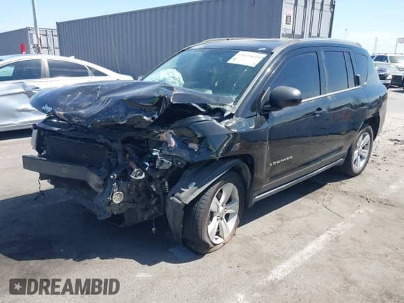 2014 Jeep Compass Sport с VIN 1C4NJCBB6ED531657, выставлен на аукционе IAAI как лот 43039659 с пробегом 177 242 миль миль и . История ставок и продаж доступна на DreamBid. Изображение 2.