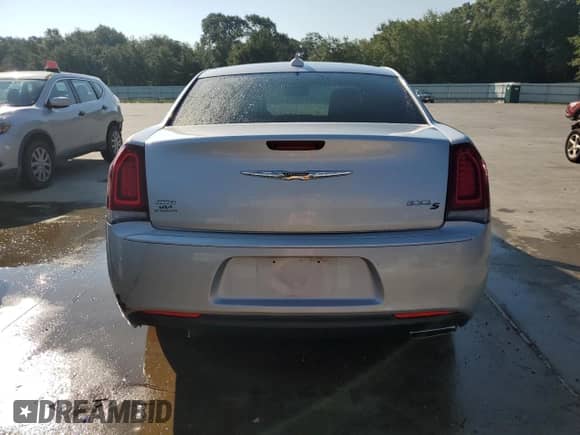 2020 Chrysler 300 S с VIN 2C3CCAGG2LH164545, выставлен на аукционе Copart как лот 66656364 с пробегом 92 196 миль миль и Списание • Salvage title. История ставок и продаж доступна на DreamBid. Изображение 6.