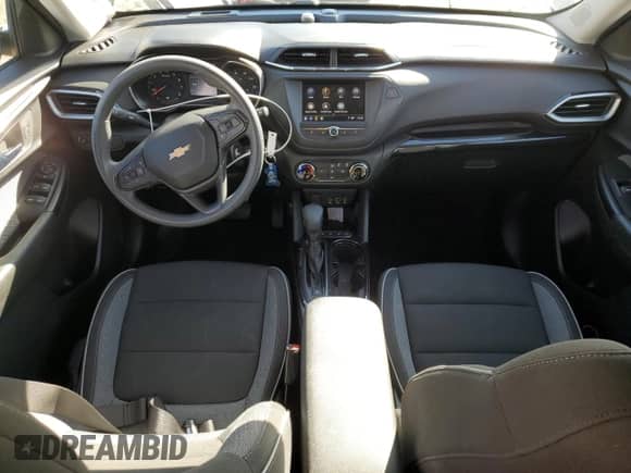 2022 Chevrolet TrailBlazer LS с VIN KL79MNSL8NB013250, выставлен на аукционе Copart как лот 81338424 с пробегом 113 167 миль миль и Списание • Salvage title. История ставок и продаж доступна на DreamBid. Изображение 8.