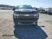 2021 Chevrolet Silverado 3500HD High Country с VIN 1GC4YVEY6MF208764, выставлен на аукционе Copart как лот 47493494 с пробегом 105 655 миль миль и Списание • Salvage title. История ставок и продаж доступна на DreamBid. Изображение 5.