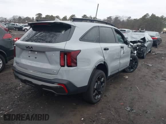 2025 Kia Sorento X-Line EX with VIN 5XYRHDJF6SG315229, listed as a IAAI auction lot 41443713 with 723 mi miles and . Bid and sale history available at DreamBid. Image 4.
