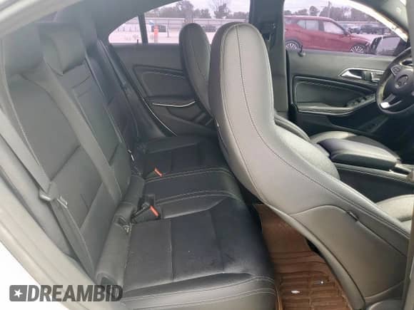 2018 Mercedes-Benz CLA 250 with VIN WDDSJ4GB0JN603643, listed as a Copart auction lot 84792635 with 100,330 mi miles and Salvage title. Bid and sale history available at DreamBid. Image 10.