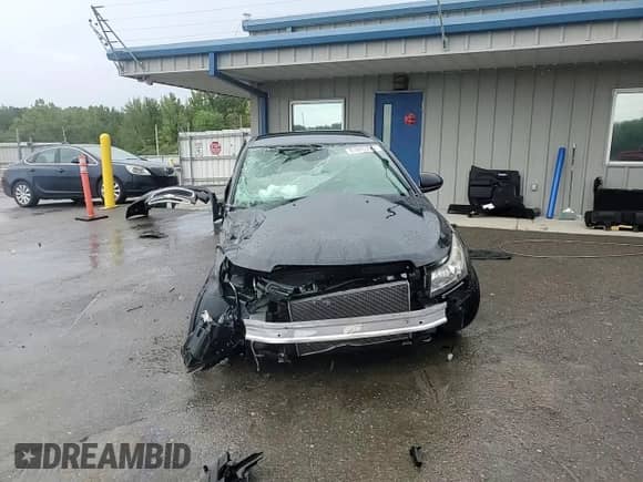 2016 Chevrolet Cruze LS with VIN 1G1PC5SH1G7172571, listed as a Copart auction lot 81046395 with 104,124 mi miles and Salvage title. Bid and sale history available at DreamBid. Image 13.