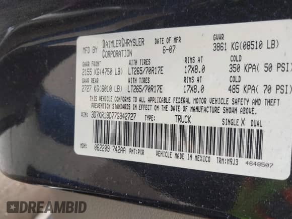 2007 Dodge 1500 SLT z VIN 3D7KR19D77G842727, wystawiony jako IAAI lot #41909108 z przebiegiem 202 619 mil mil oraz . Historia ofert i sprzedaży dostępna na DreamBid. Obrazek 9.