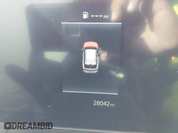2025 Hyundai Kona SEL с VIN KM8HBCAB3SU241945, выставлен на аукционе IAAI как лот 43505676 с пробегом 28 042 миль миль и . История ставок и продаж доступна на DreamBid. Изображение 14.