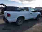 2003 Chevrolet S-10 with VIN 1GCCS14H338102072, listed as a Copart auction lot 47418925 with 179,672 mi miles and Salvage title. Bid and sale history available at DreamBid. Image 3.