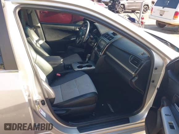 2012 Toyota Camry SE с VIN 4T1BF1FK1CU031899, выставлен на аукционе IAAI как лот 43360606 с пробегом 170 283 миль миль и . История ставок и продаж доступна на DreamBid. Изображение 5.