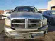 2006 Dodge 1500 SLT z VIN 3D7KR19D16G198799, wystawiony jako Copart lot #85352134 z przebiegiem 205 717 mil mil oraz Szkoda całkowita • Salvage title. Historia ofert i sprzedaży dostępna na DreamBid. Obrazek 5.